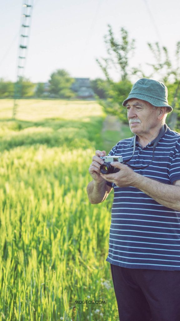 13 Best Retirement Hobbies That Make Money in 2025 4 Retirement Hobbies Photography