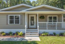 make a mobile home look like a house exterior remodel (1)